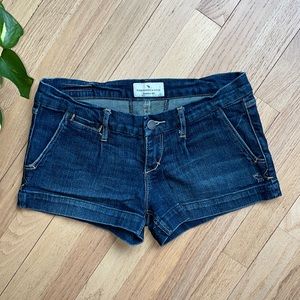 ABERCROMBIE & FITCH shorts